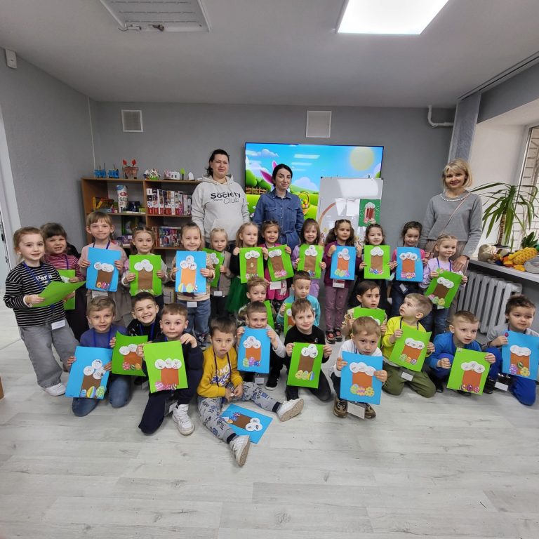 Екскурсія великодня до бібліотеки