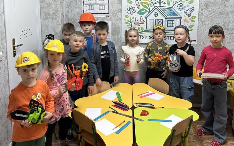 STEM-заняття: дослідження ненютонівської речовини