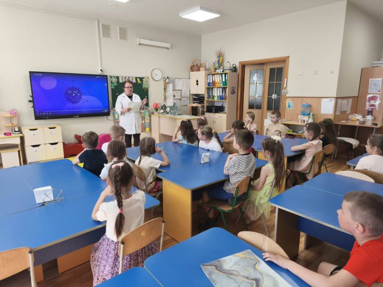 Всесві́тній день боротьби́ зі СНІДом